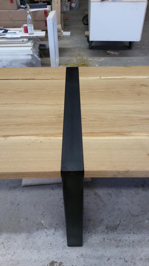 Esstisch aus Holz