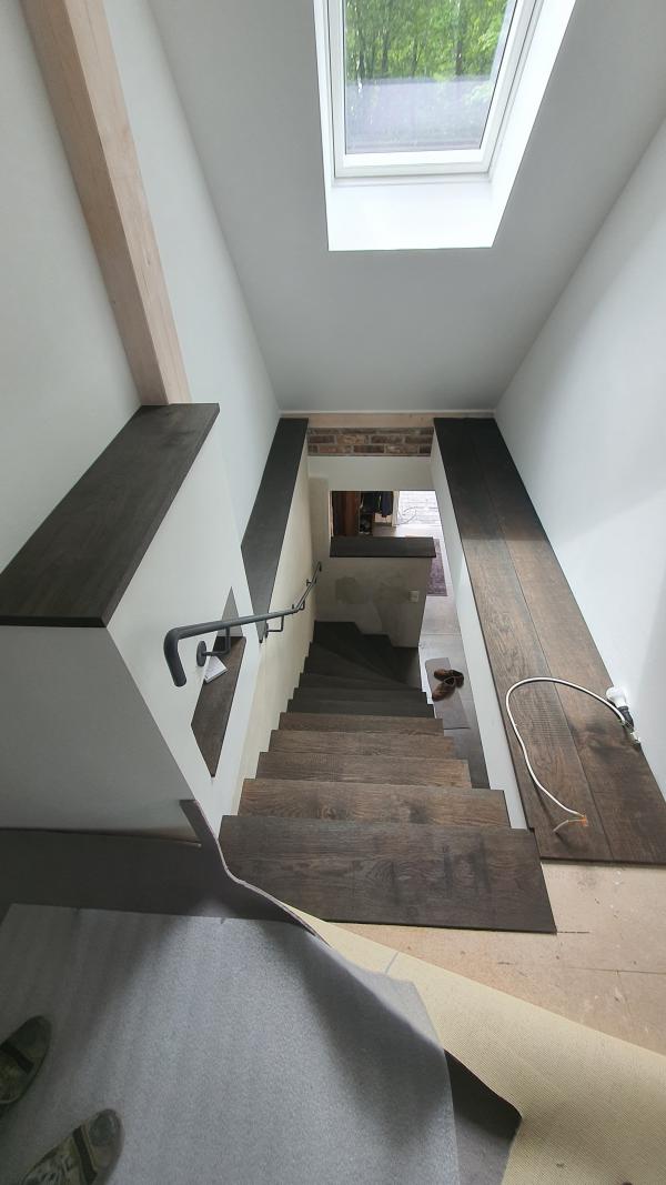 Holztreppe Schreinerei Reiff